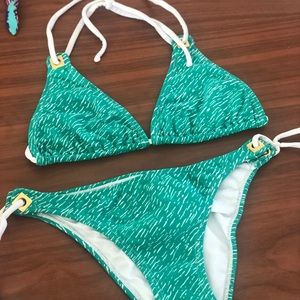 Green Vix 👙EUC